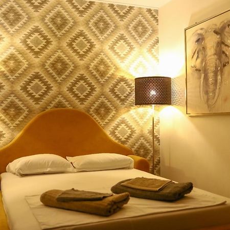 Colonial Touch Apartament Brașov Exterior foto
