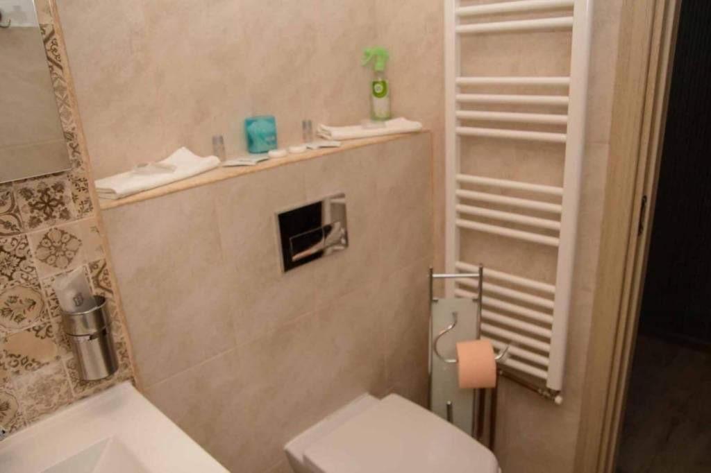 Colonial Touch Apartament Brașov Exterior foto